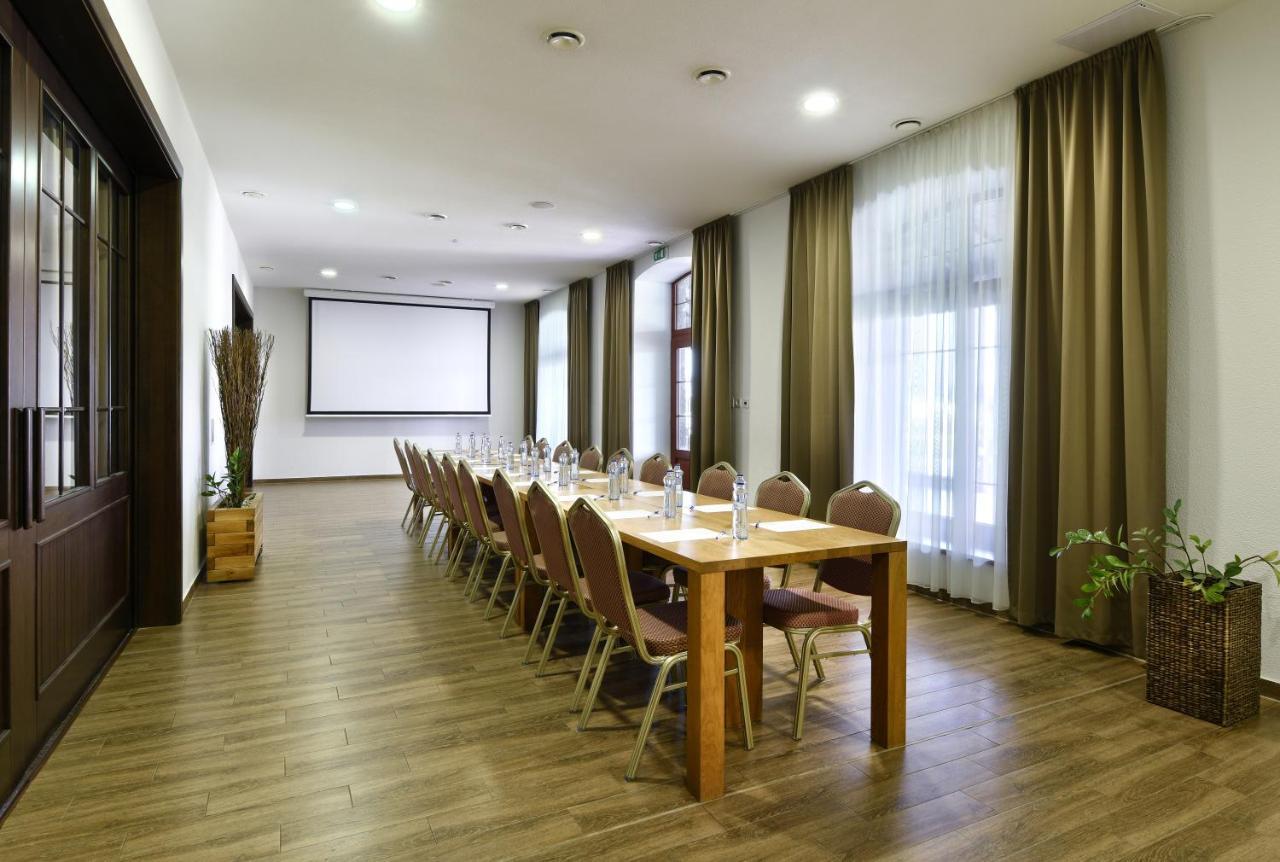 Rezort Masarykov Dvor Pstrusa Εξωτερικό φωτογραφία
