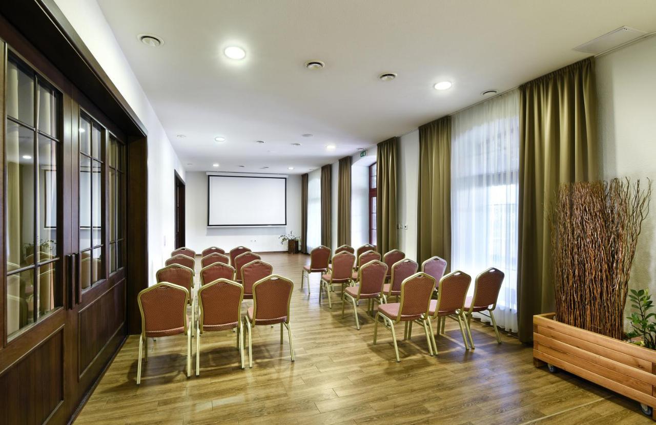 Rezort Masarykov Dvor Pstrusa Εξωτερικό φωτογραφία
